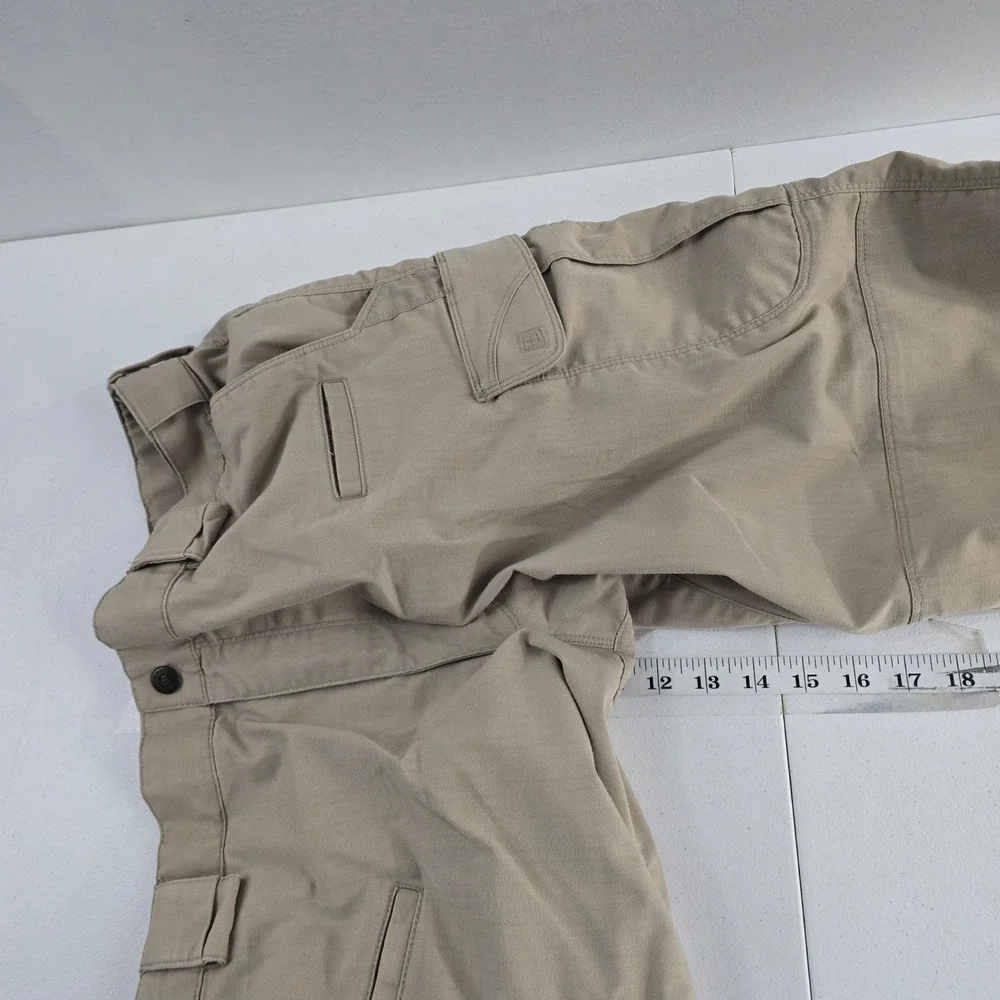 5.11 Tactical Series Men's Tan Cargo Pants US 40/30‎ Work Hiking Outdoor